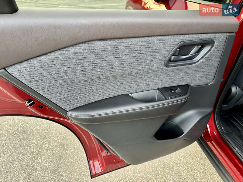 Внедорожник / Кроссовер Nissan Rogue 2021 в Киеве