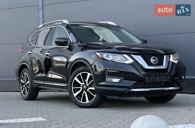 Позашляховик / Кросовер Nissan Rogue 2018 в 