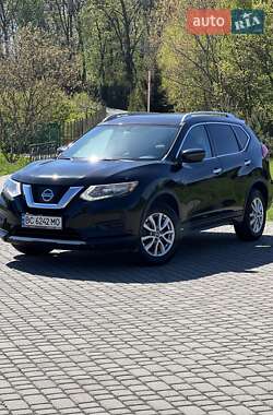 Внедорожник / Кроссовер Nissan Rogue 2017 в Львове