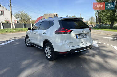 Внедорожник / Кроссовер Nissan Rogue 2018 в 
