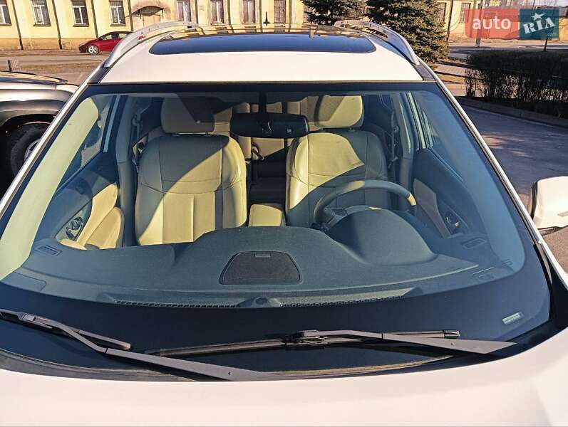 Позашляховик / Кросовер Nissan Rogue 2015 в Кам'янському