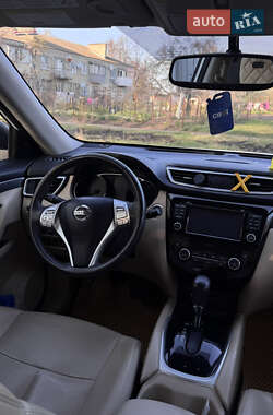 Внедорожник / Кроссовер Nissan Rogue 2015 в 