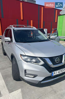 Внедорожник / Кроссовер Nissan Rogue 2016 в 