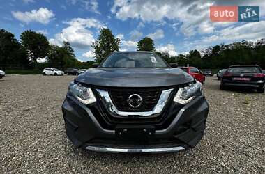 Позашляховик / Кросовер Nissan Rogue 2019 в 