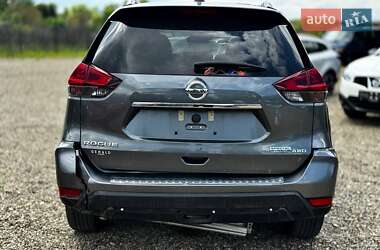 Позашляховик / Кросовер Nissan Rogue 2019 в 