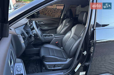 Позашляховик / Кросовер Nissan Rogue 2020 в 