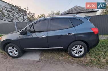 Позашляховик / Кросовер Nissan Rogue 2013 в 
