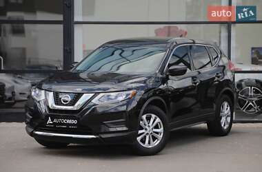 Внедорожник / Кроссовер Nissan Rogue 2017 в Харькове