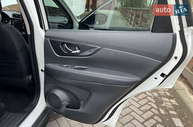 Позашляховик / Кросовер Nissan Rogue 2020 в 