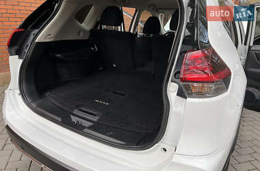 Позашляховик / Кросовер Nissan Rogue 2020 в 