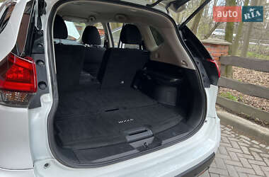 Позашляховик / Кросовер Nissan Rogue 2020 в 
