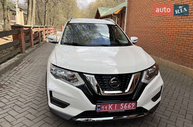 Позашляховик / Кросовер Nissan Rogue 2020 в 