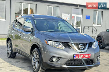 Внедорожник / Кроссовер Nissan Rogue 2015 в 