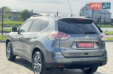 Внедорожник / Кроссовер Nissan Rogue 2015 в 