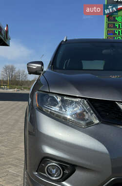 Внедорожник / Кроссовер Nissan Rogue 2014 в 