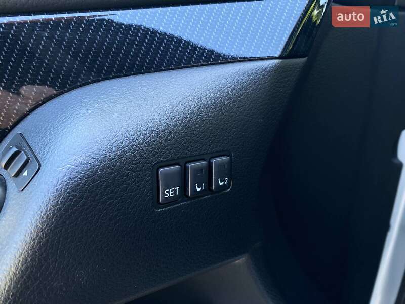 Позашляховик / Кросовер Nissan Rogue 2019 в Дніпрі