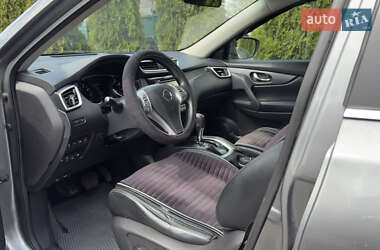 Внедорожник / Кроссовер Nissan Rogue 2015 в 