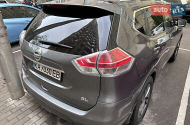 Внедорожник / Кроссовер Nissan Rogue 2015 в Киеве