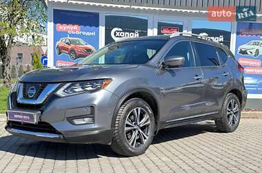 Позашляховик / Кросовер Nissan Rogue 2016 в Львові