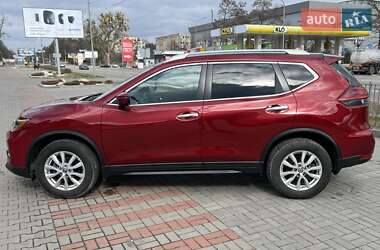 Внедорожник / Кроссовер Nissan Rogue 2020 в 