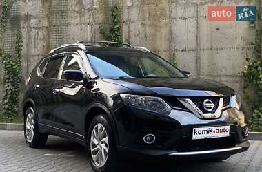 Позашляховик / Кросовер Nissan Rogue 2014 в 