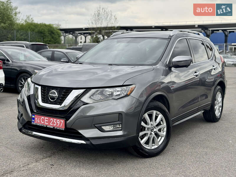 Позашляховик / Кросовер Nissan Rogue 2018 в Львові