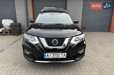 Позашляховик / Кросовер Nissan Rogue 2019 в 
