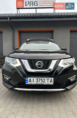Позашляховик / Кросовер Nissan Rogue 2019 в 