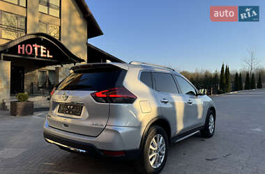Позашляховик / Кросовер Nissan Rogue 2018 в 
