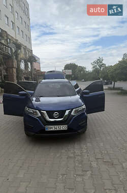 Внедорожник / Кроссовер Nissan Rogue 2017 в 