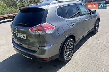 Позашляховик / Кросовер Nissan Rogue 2016 в 