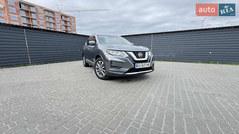 Позашляховик / Кросовер Nissan Rogue 2020 в Києві