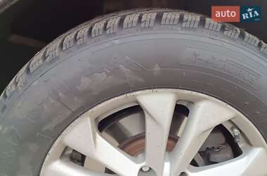 Позашляховик / Кросовер Nissan Rogue 2013 в 