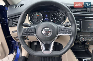 Внедорожник / Кроссовер Nissan Rogue 2020 в 