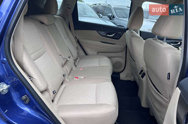 Внедорожник / Кроссовер Nissan Rogue 2020 в 