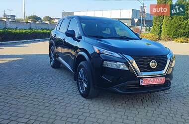 Внедорожник / Кроссовер Nissan Rogue 2021 в 