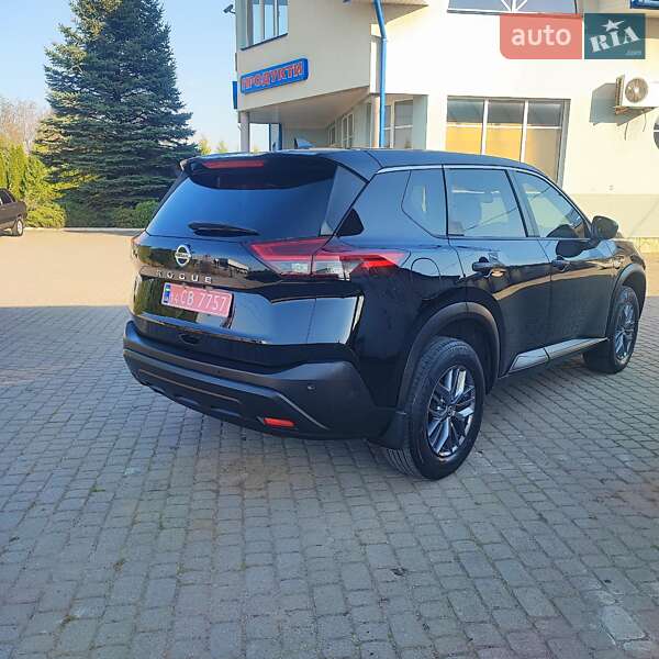 Позашляховик / Кросовер Nissan Rogue 2021 в Львові