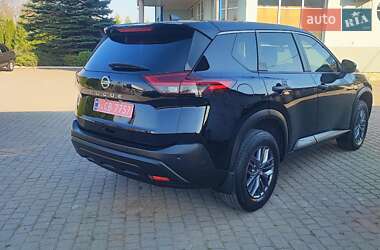 Внедорожник / Кроссовер Nissan Rogue 2021 в 