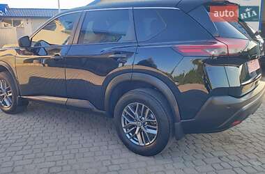 Внедорожник / Кроссовер Nissan Rogue 2021 в 