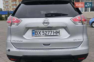 Позашляховик / Кросовер Nissan Rogue 2015 в 
