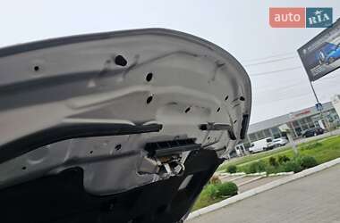 Позашляховик / Кросовер Nissan Rogue 2015 в 