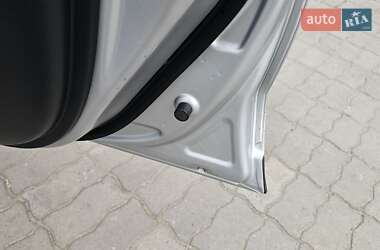 Позашляховик / Кросовер Nissan Rogue 2015 в 