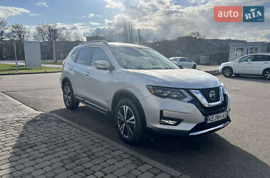 Позашляховик / Кросовер Nissan Rogue 2018 в 