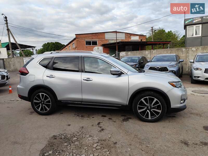 Внедорожник / Кроссовер Nissan Rogue 2019 в Чернигове