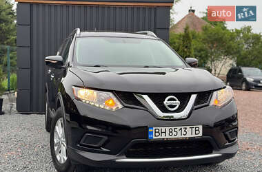 Позашляховик / Кросовер Nissan Rogue 2015 в Дрогобичі