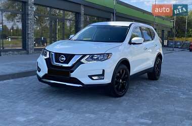 Внедорожник / Кроссовер Nissan Rogue 2017 в Днепре