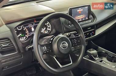 Внедорожник / Кроссовер Nissan Rogue 2020 в 