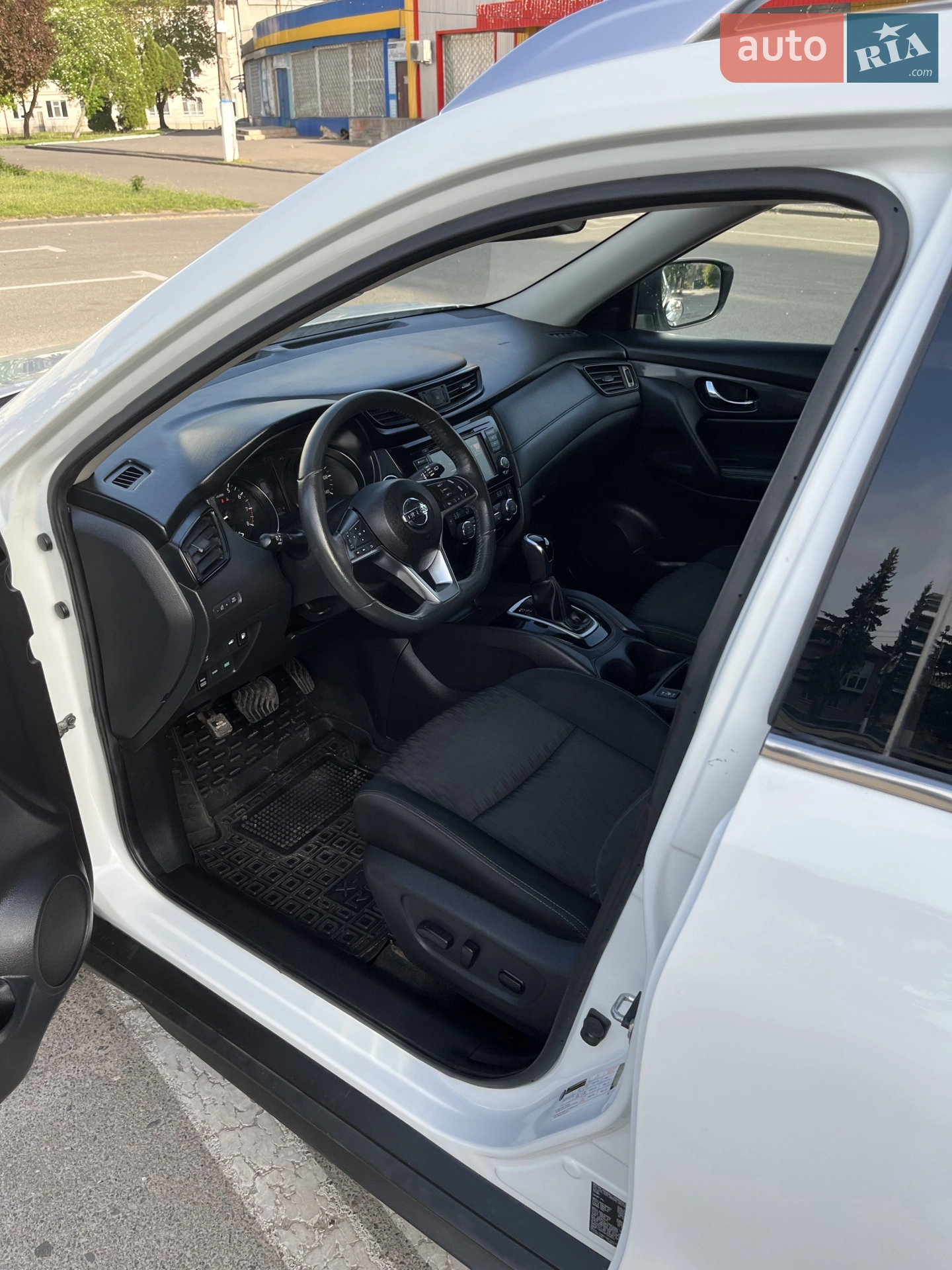 2018 Nissan Rogue - мініатюра 26