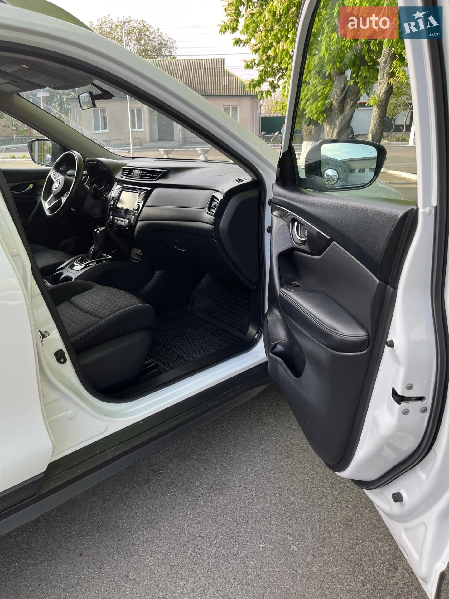 2018 Nissan Rogue - мініатюра 33