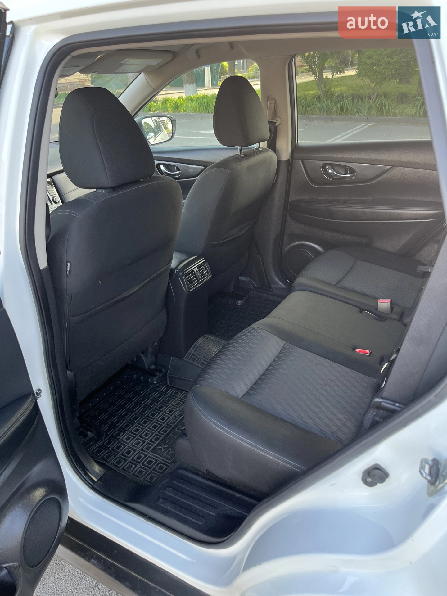 2018 Nissan Rogue - мініатюра 38